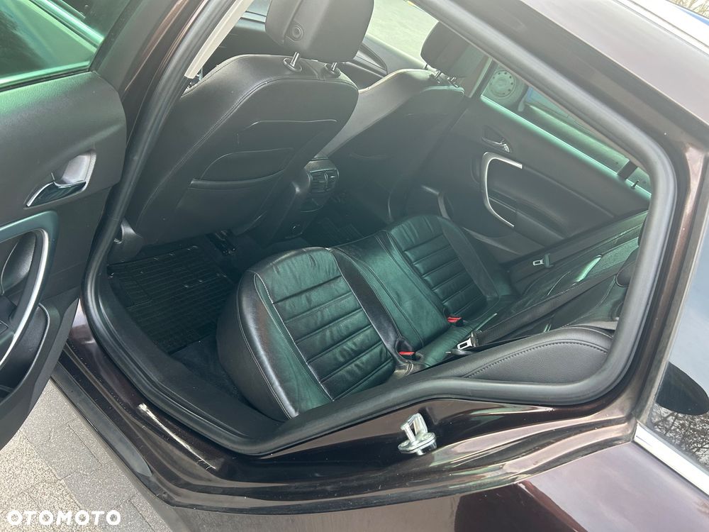 Opel Insignia 2.0 CDTI Cosmo - 32