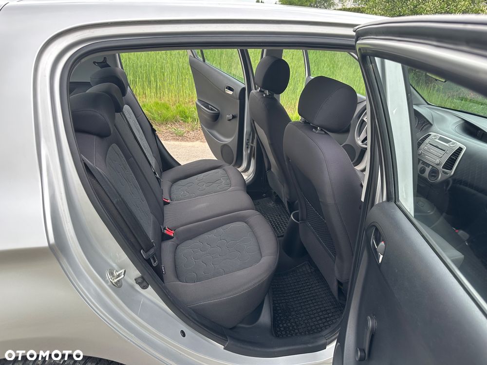 Hyundai i20 1.2 Comfort EU5 - 22