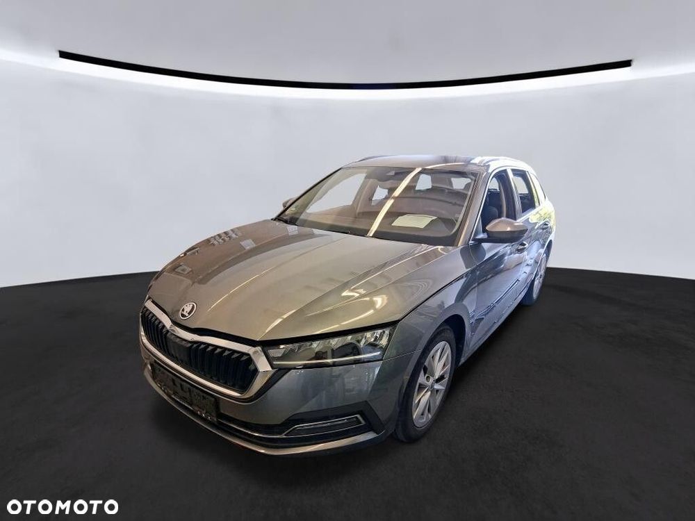 Skoda Octavia - 1