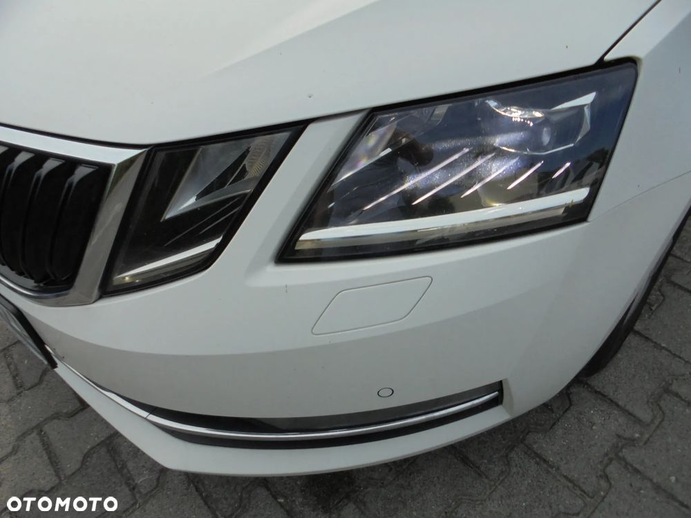 Skoda Octavia 2.0 TDI DSG Ambition - 35