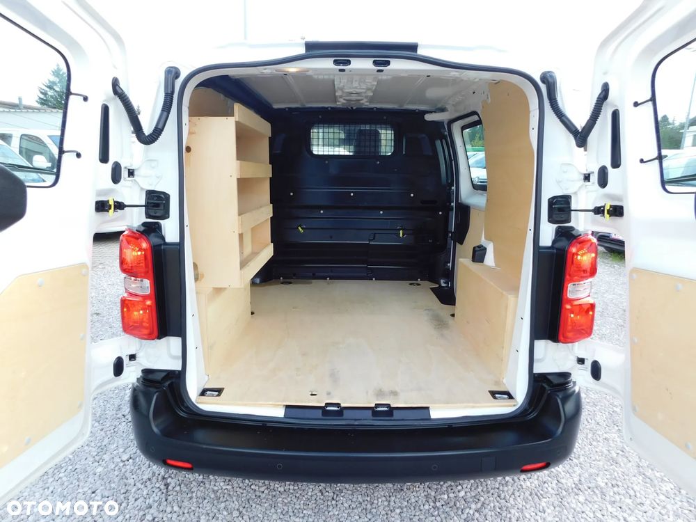 Peugeot Expert Kombi 1.5 BlueHDi Compact 2,7t - 3