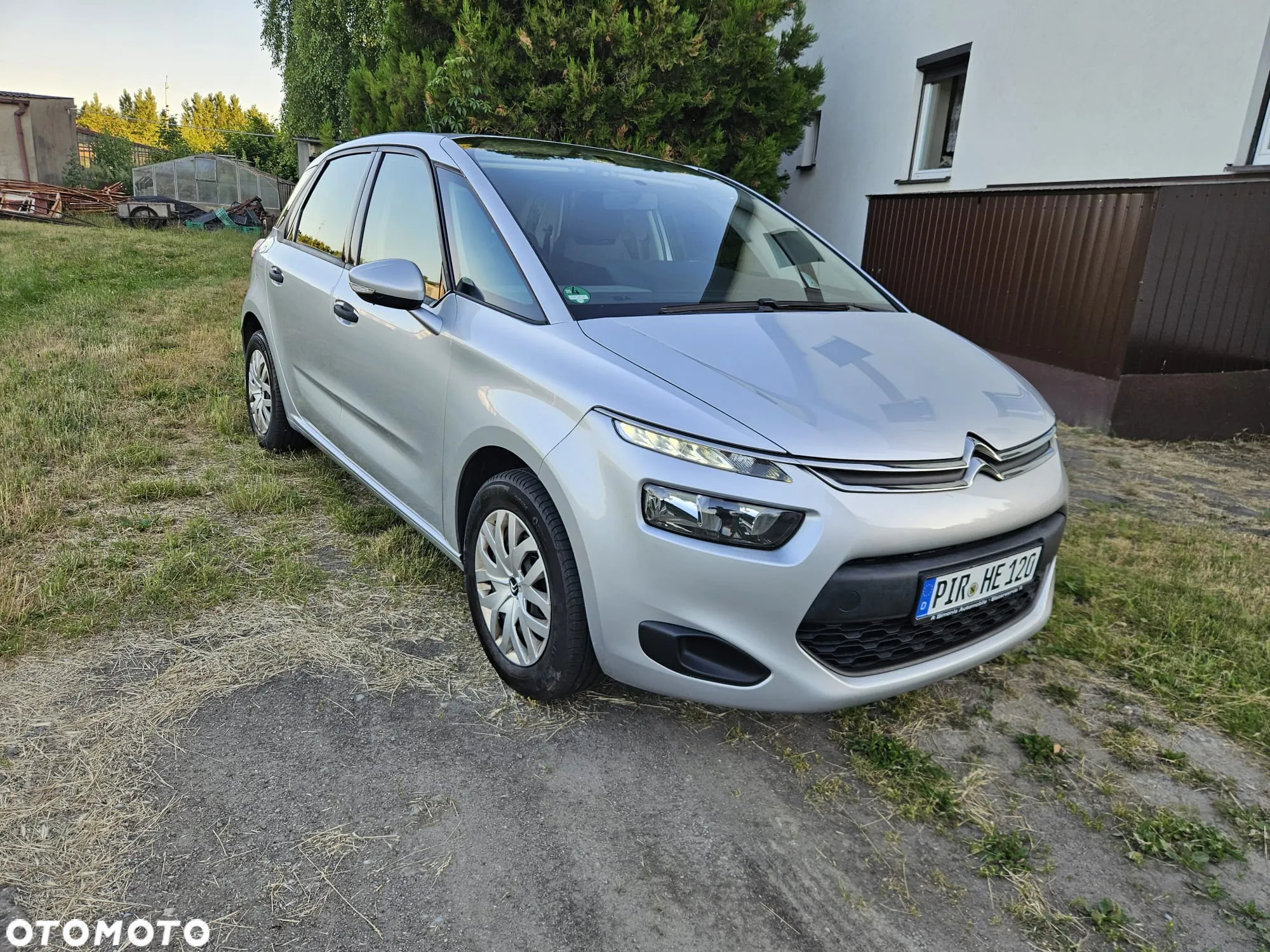 Citroën C4 Picasso 1.2 PureTech Attraction - 2