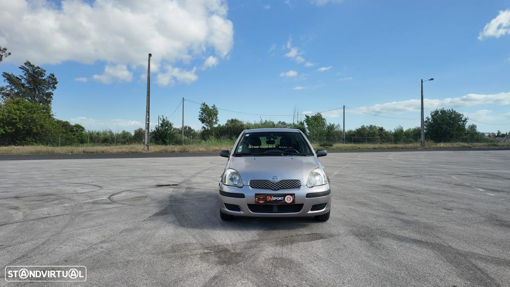 Toyota Yaris 1.0 Sol AC - 19