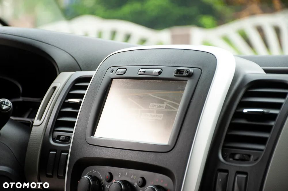 Renault Trafic - 29