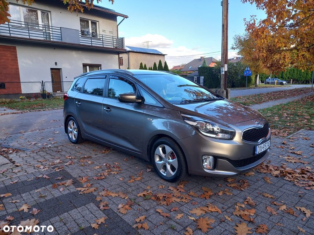 Kia Carens