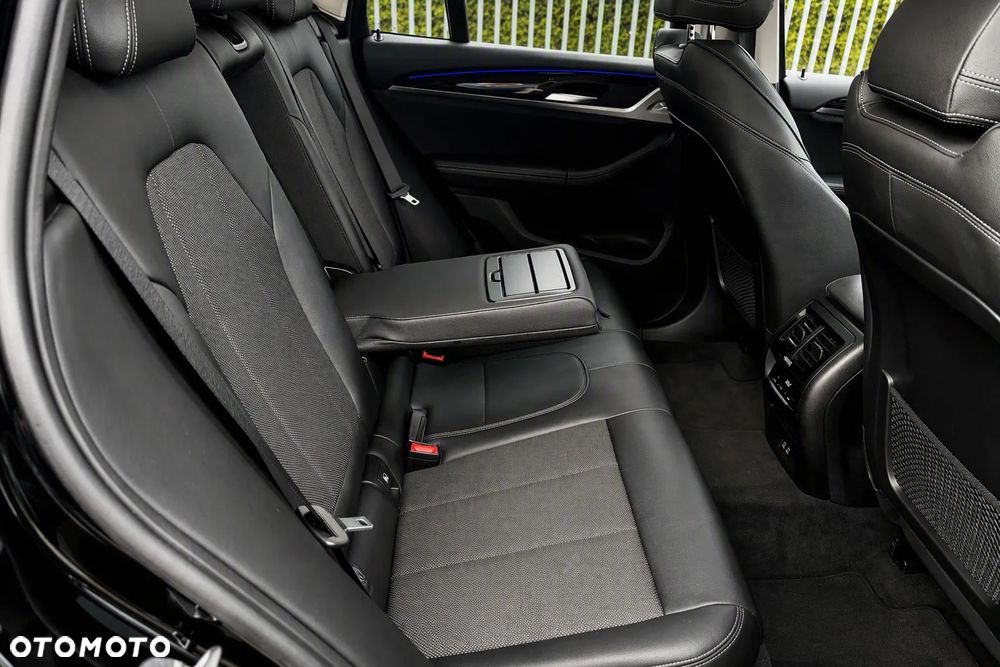 BMW X3 xDrive20d Luxury Line sport - 32