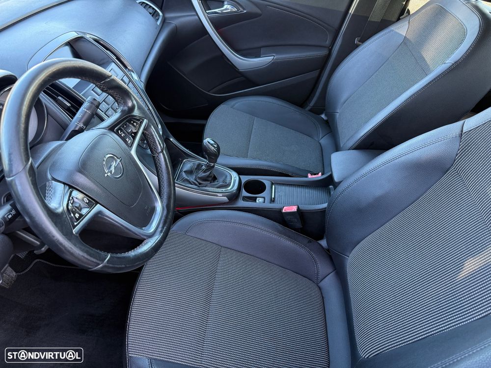 Opel Astra 1.7 CDTi Cosmo Start/Stop - 9