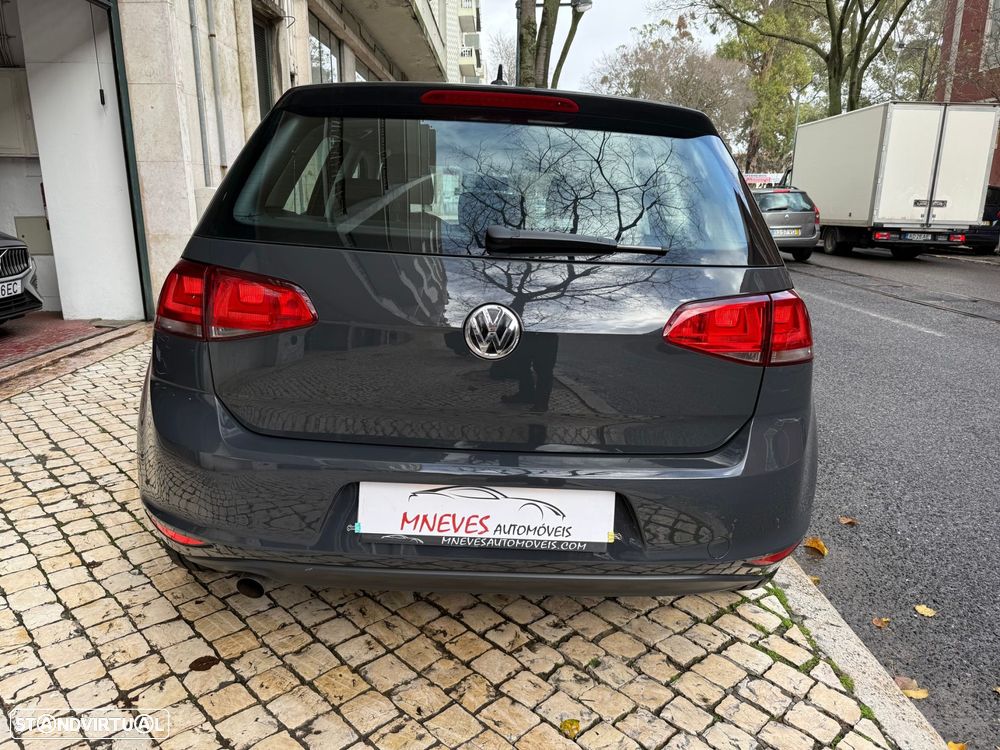 VW Golf 1.6 TDi BlueMotion Confortline - 4