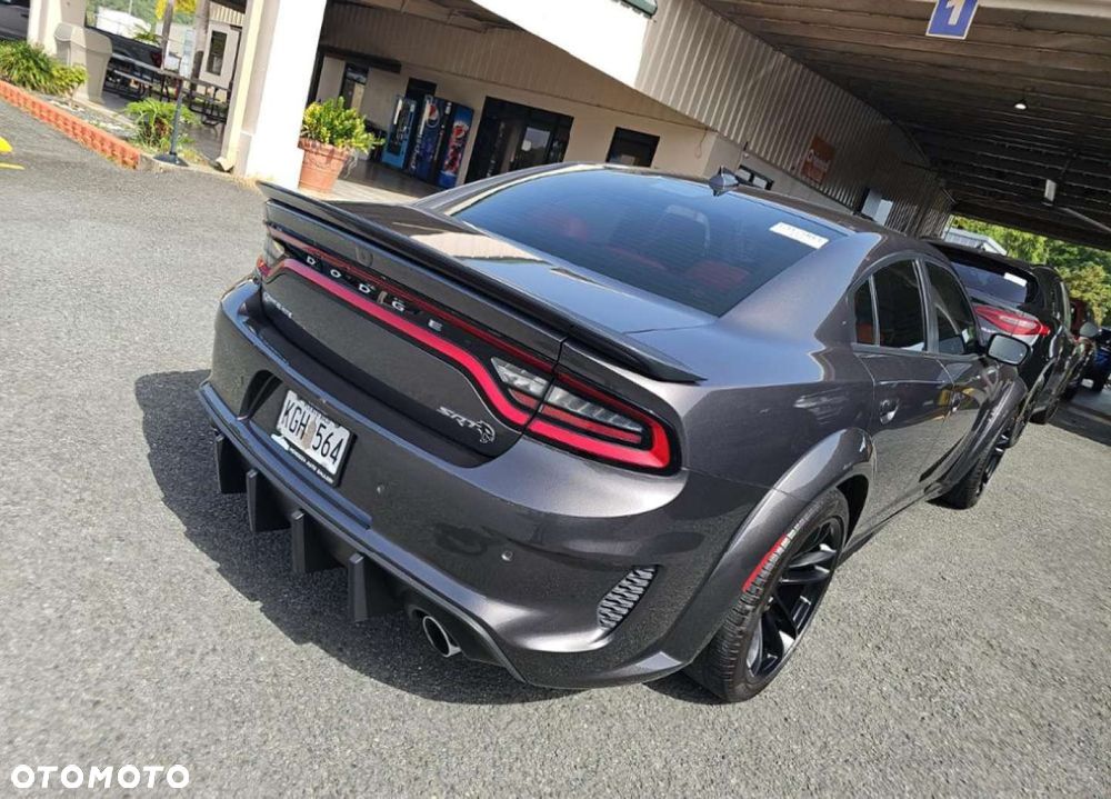 Dodge Charger - 5