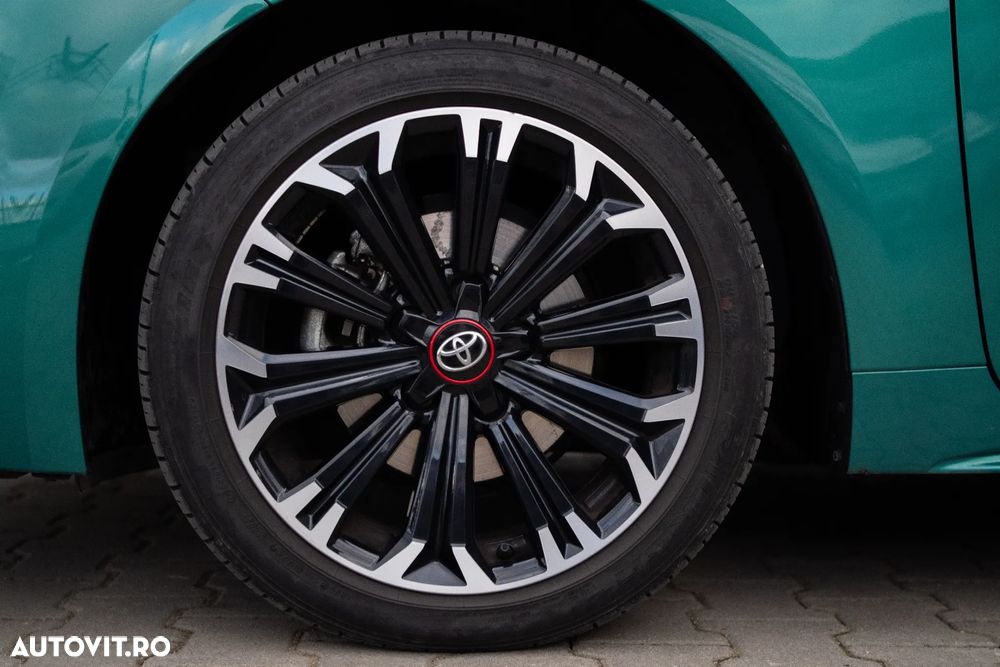 Toyota Corolla 1.8 HSD TS Exclusive - 11