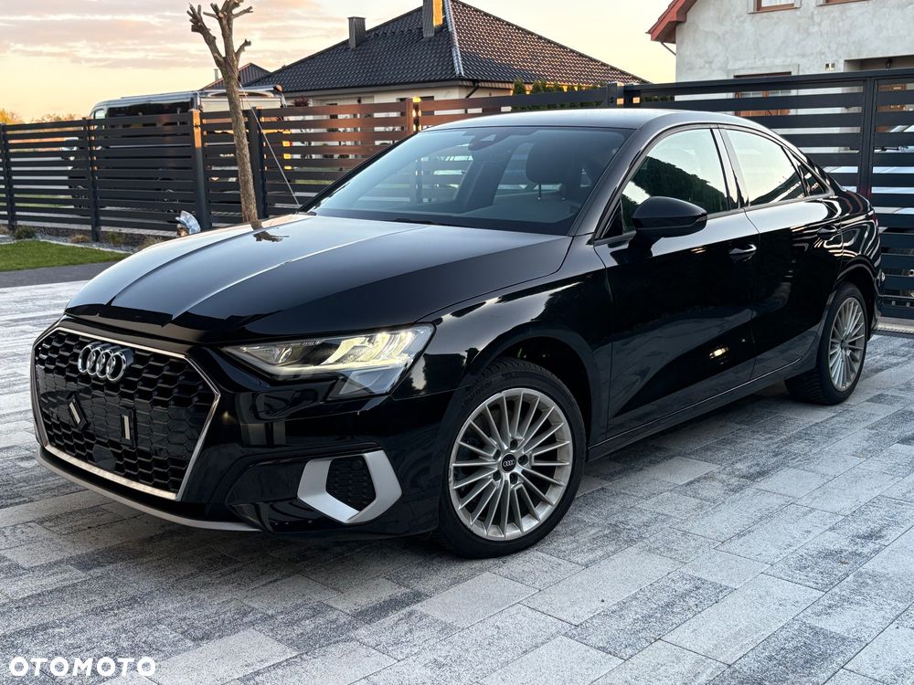 Audi A3 Limousine 35 TFSI advanced - 1