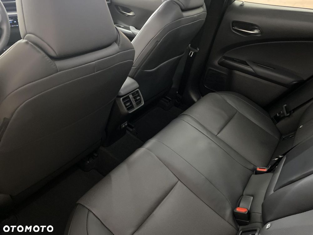 Lexus UX 300h Prestige - 12