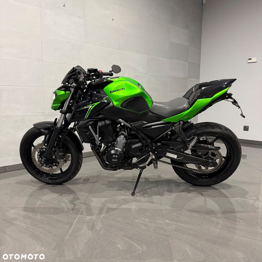 Kawasaki Z 650 - 10