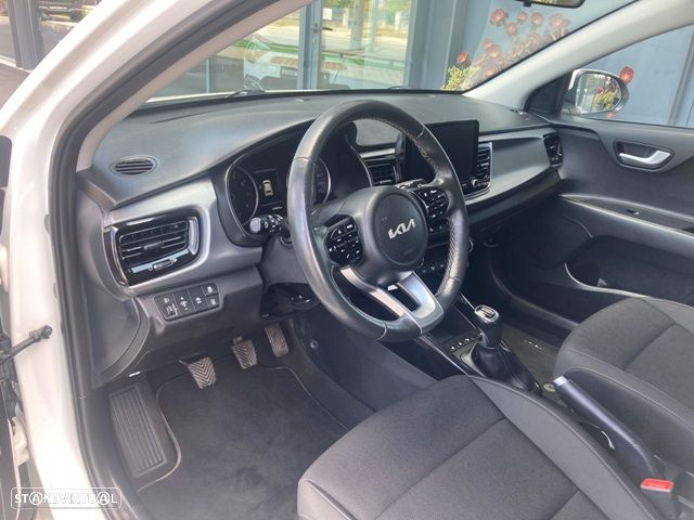 Kia Rio 1.0 T-GDI 100 Vision - 12
