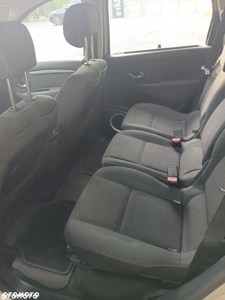 Renault Scenic - 9