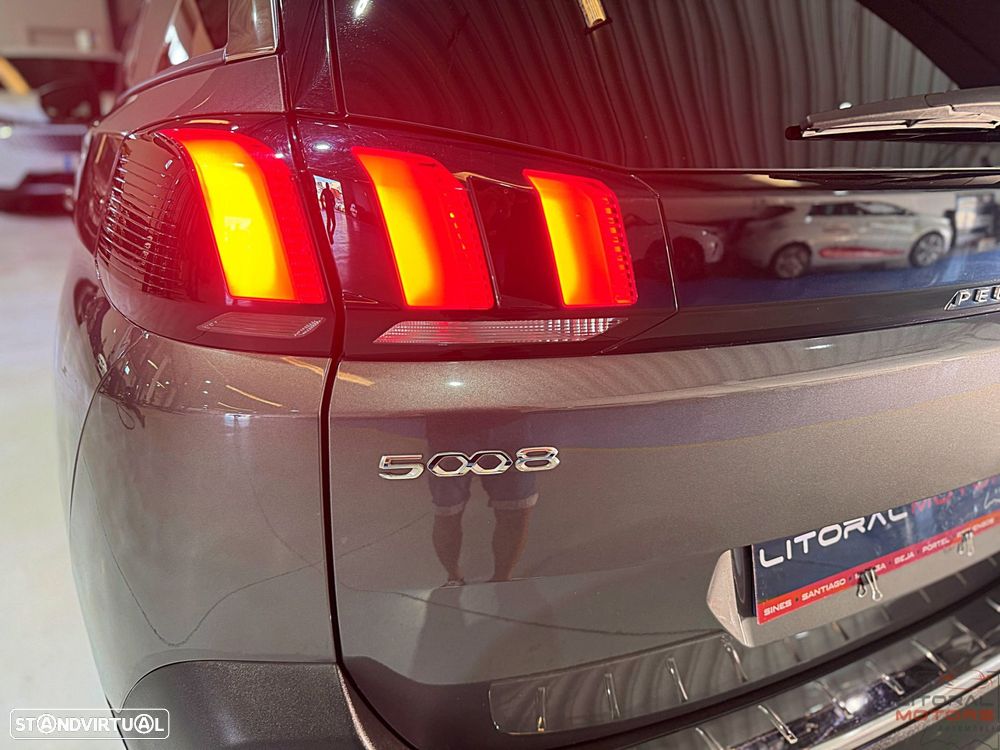 Peugeot 5008 1.2 PureTech Allure Pack EAT8 - 9