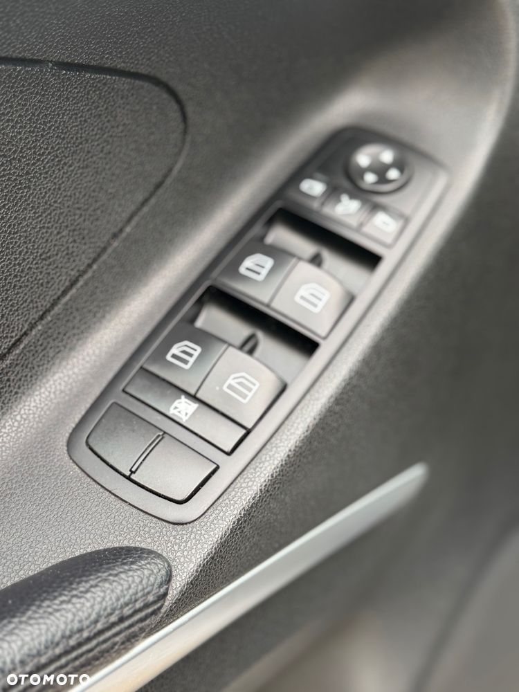Mercedes-Benz ML - 11