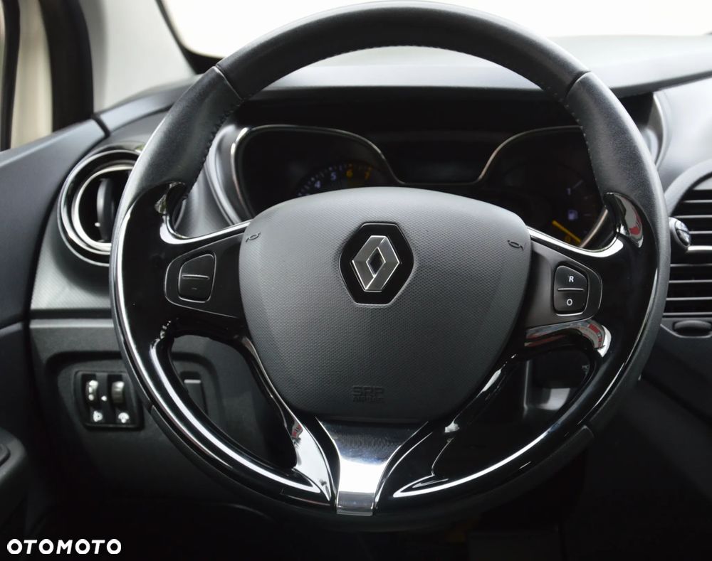 Renault Captur - 16