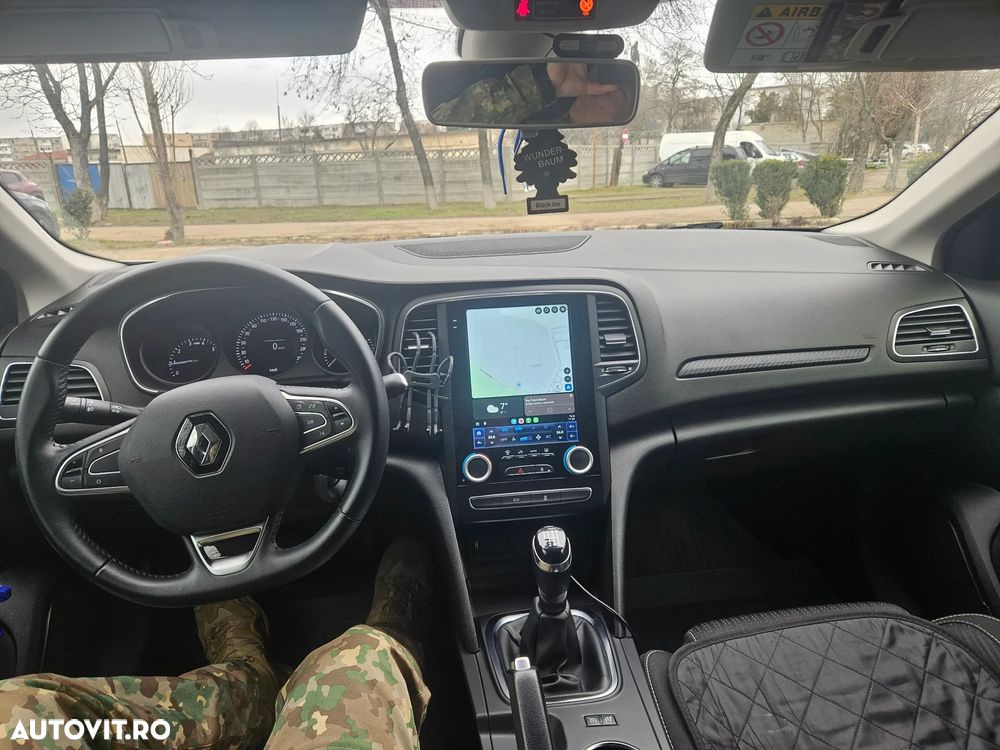 Renault Megane TCe GPF Zen - 14