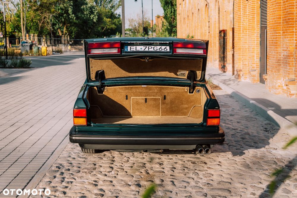 Bentley Brooklands - 27