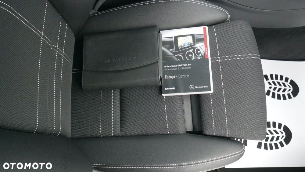 Mercedes-Benz GLA - 24