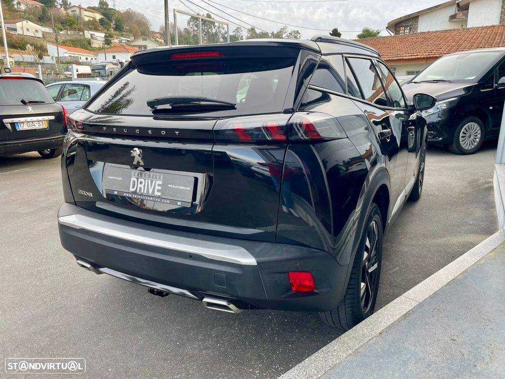 Peugeot 2008 1.2 PureTech Allure Pack - 4