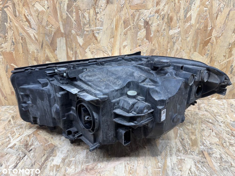 Przednia prawa lampa bmw 5 g30 led - 3