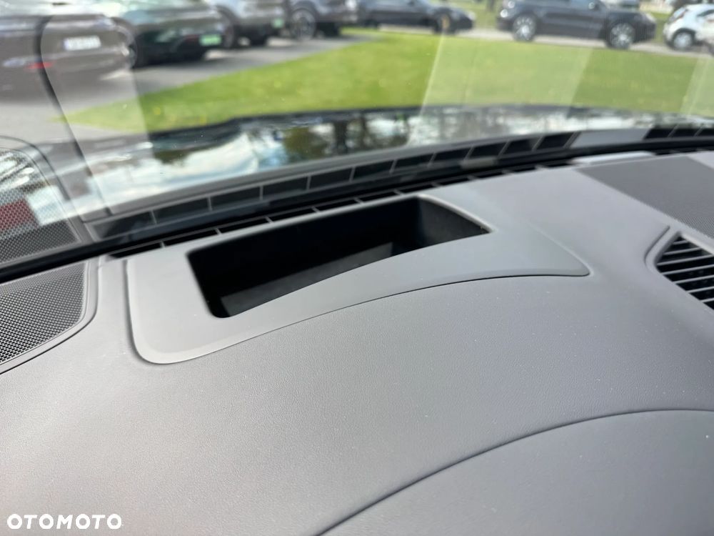 Porsche Cayenne Platinum Edition - 24