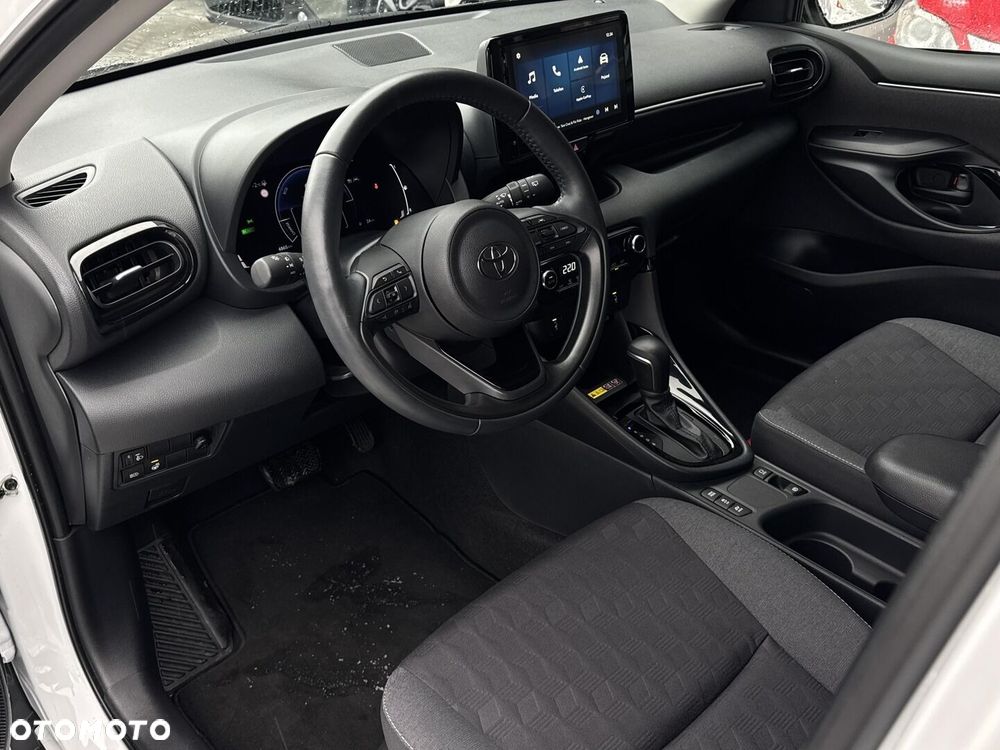 Toyota Yaris Hybrid 1.5 Style - 11
