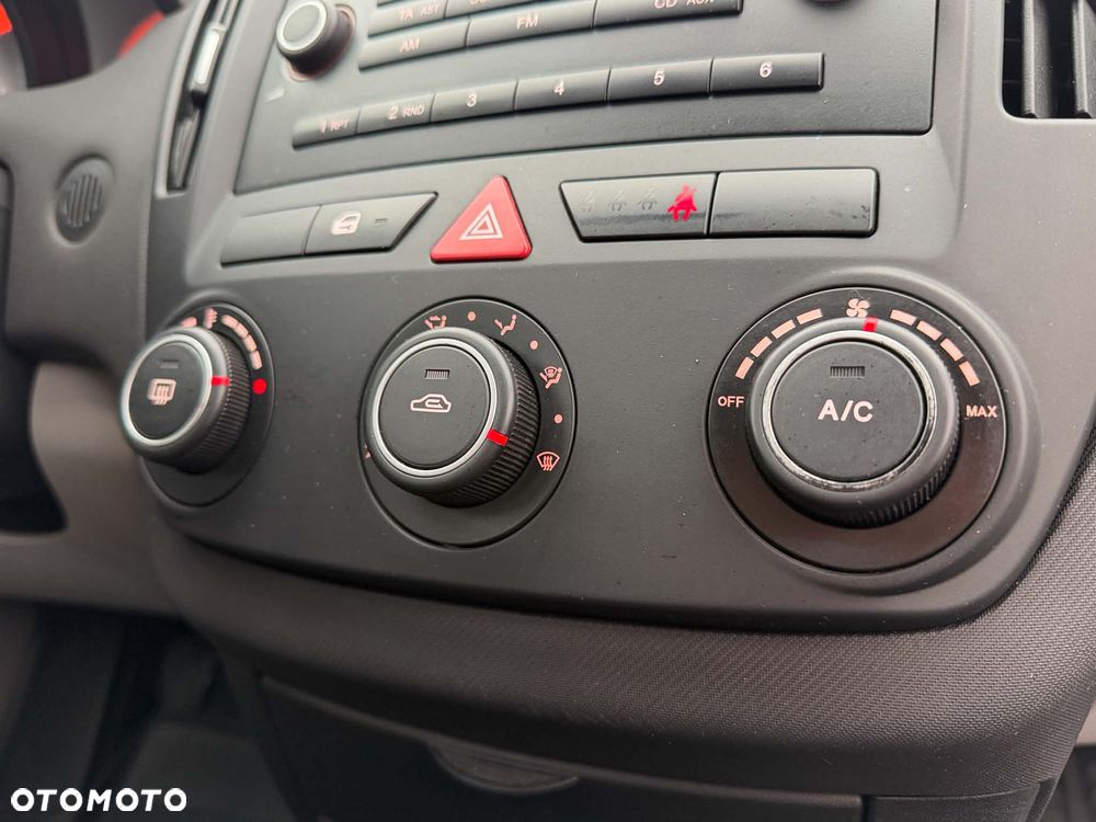 Kia Ceed - 17