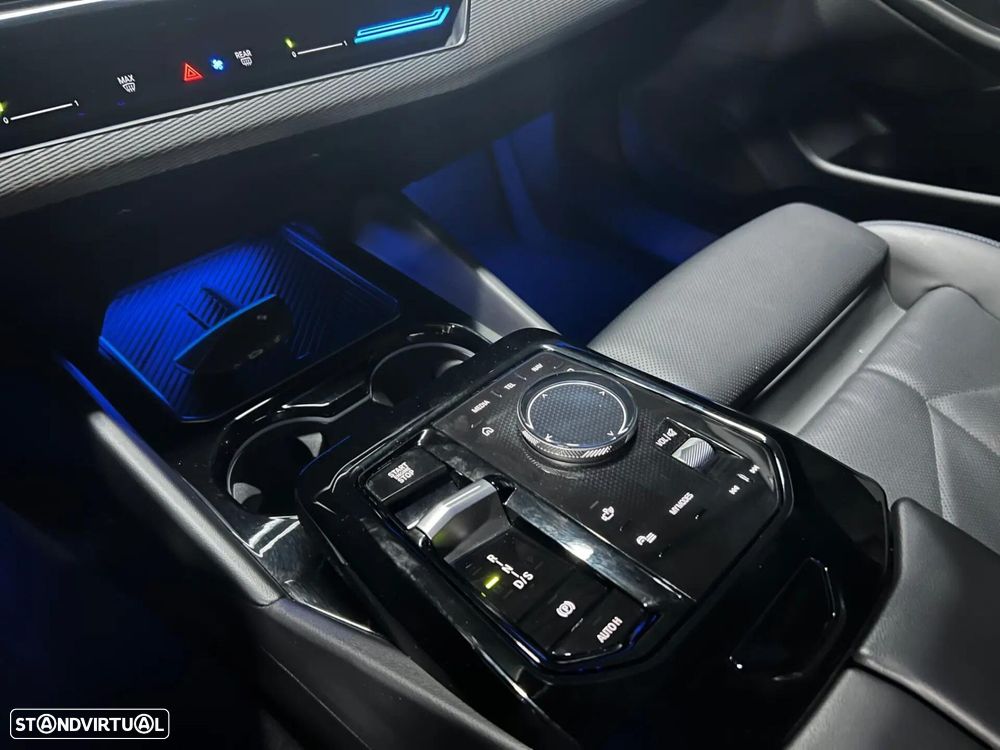 BMW 530 e Pack Desportivo M - 35