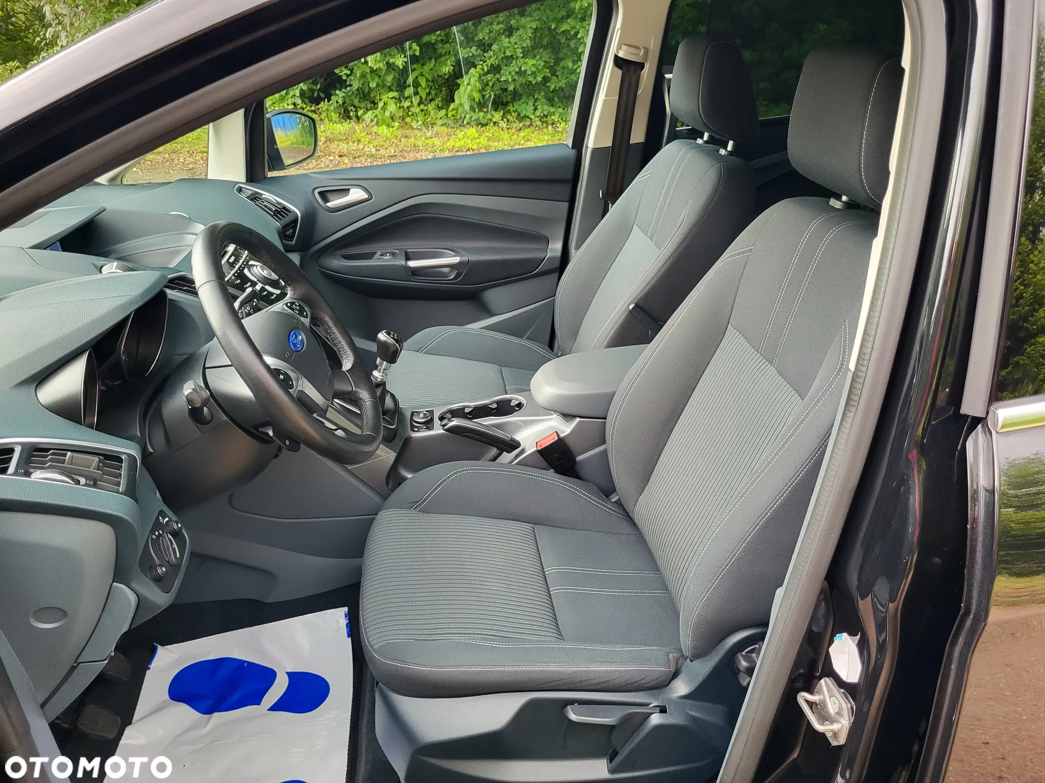 Ford Grand C-MAX 1.6 EcoBoost Titanium - 11