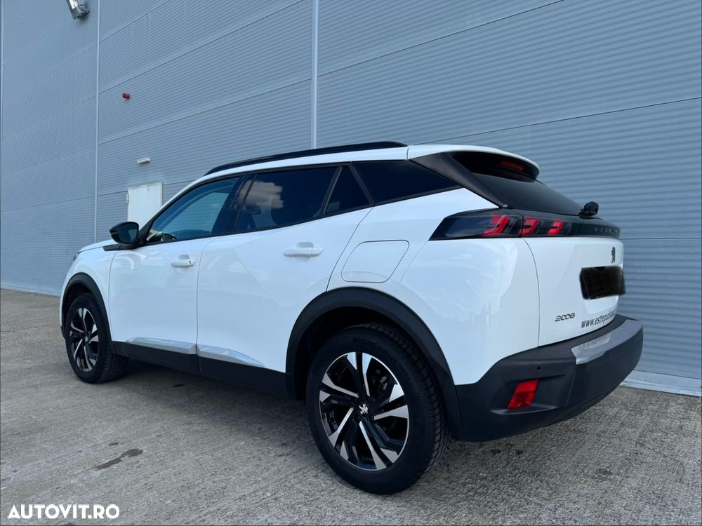 Peugeot 2008 PureTech 130 GT Pack - 8