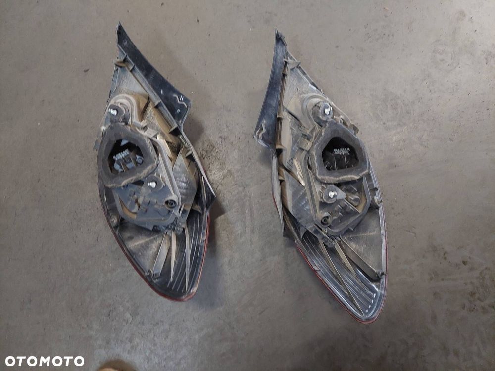 KOMPLETNY TYŁ KLAPA BAGAŻNIKA ZDERZAK TYŁ LAMPY OPEL CORSA D Z20R - 4