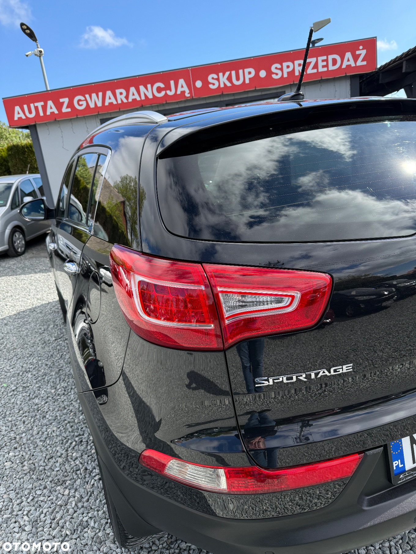 Kia Sportage 2.0 CRDI 4WD Automatik Spirit - 17