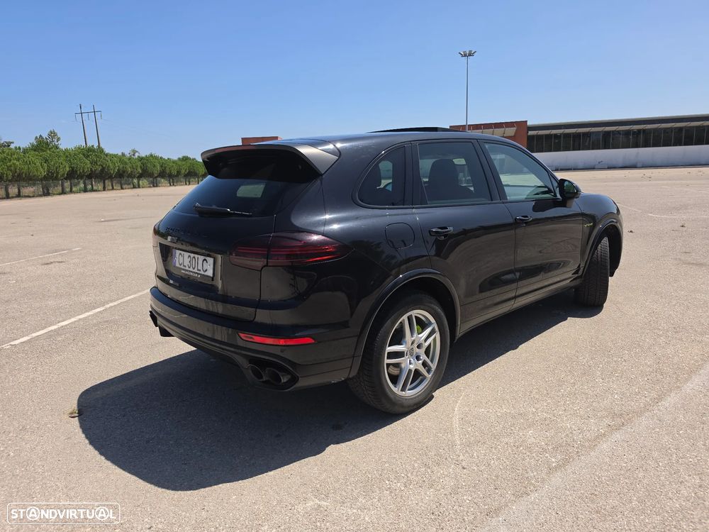 Porsche Cayenne S E-Hybrid Platinum Edition - 3