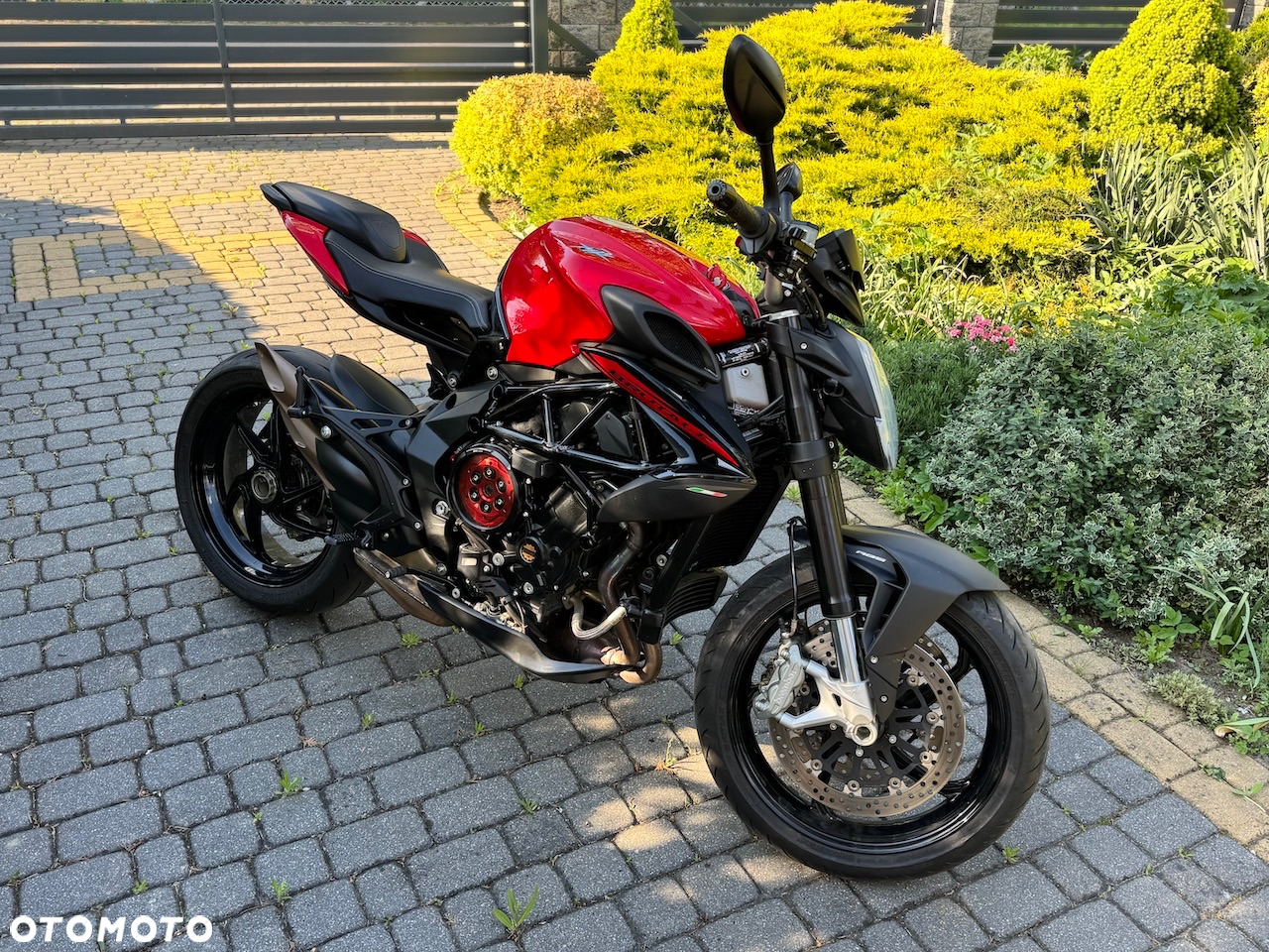 MV AGUSTA Brutale - 7