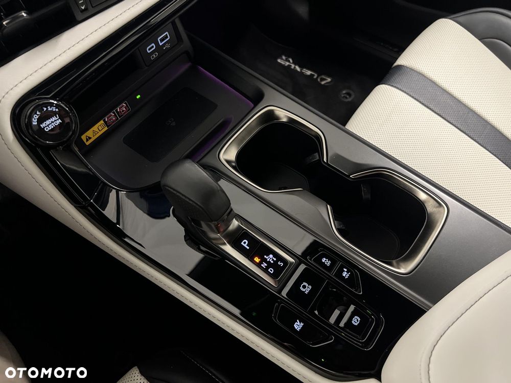 Lexus NX 350h F Sport AWD - 25