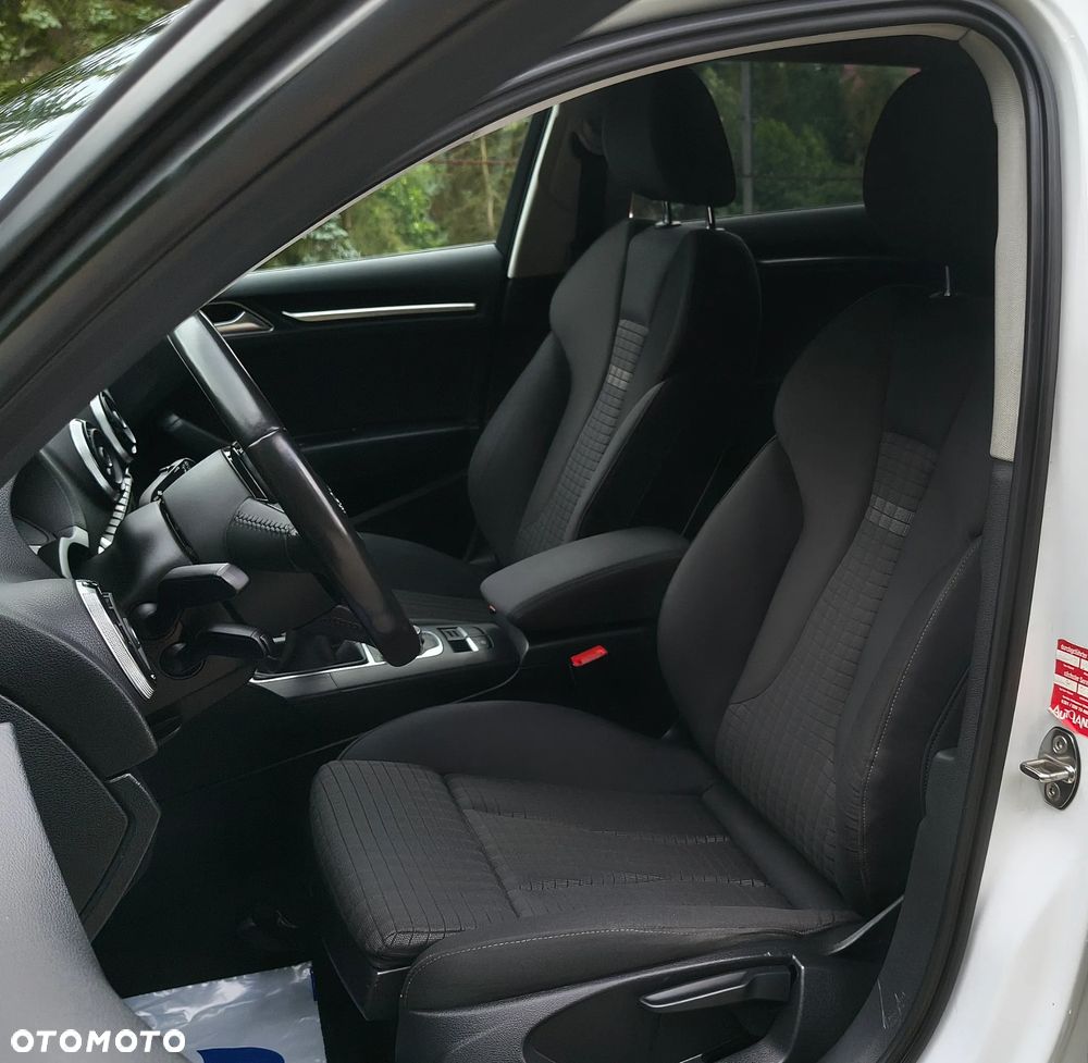 Audi A3 Sportback - 19