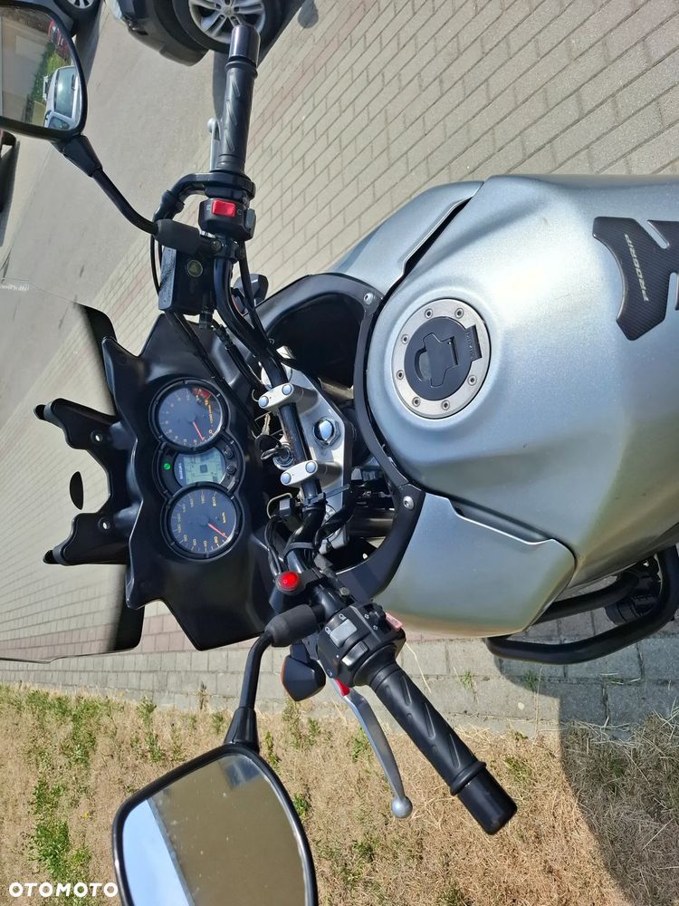 Suzuki V-STROM - 37