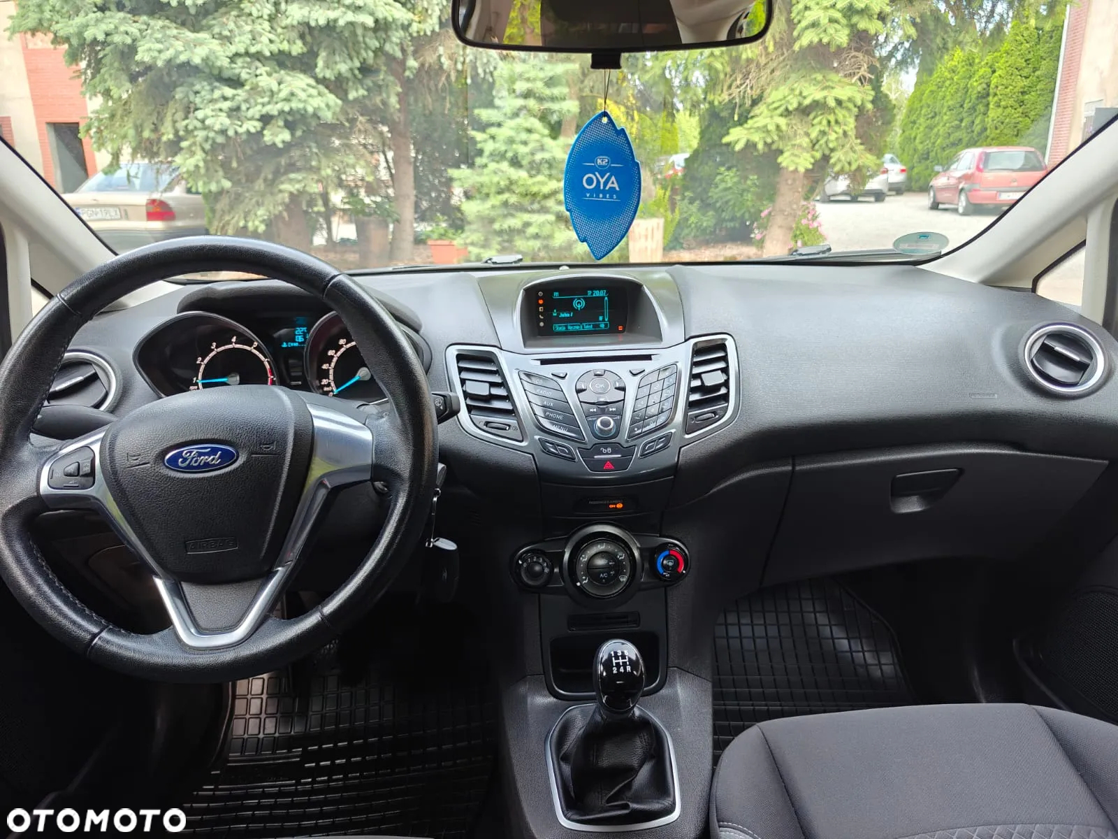 Ford Fiesta 1.0 Ambiente - 14