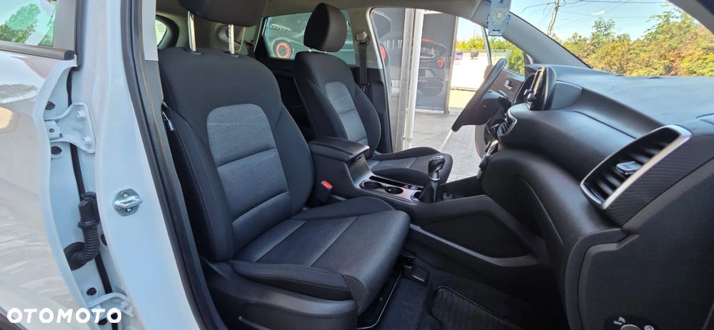 Hyundai Tucson blue 1.6 GDi 2WD Advantage - 36