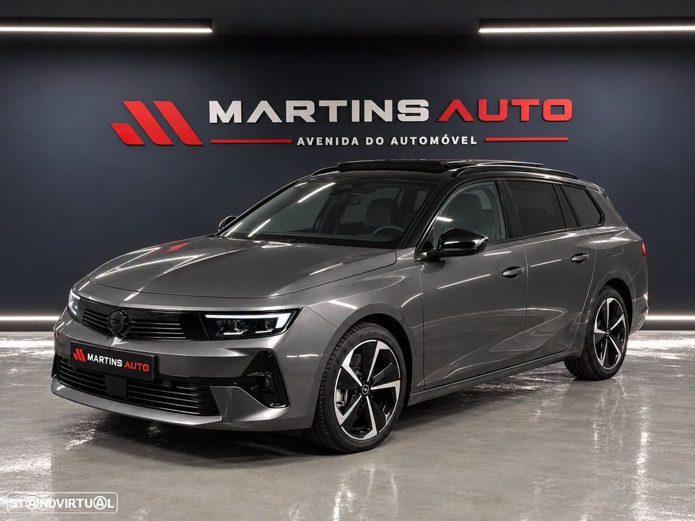 Opel Astra Sports Tourer - 2