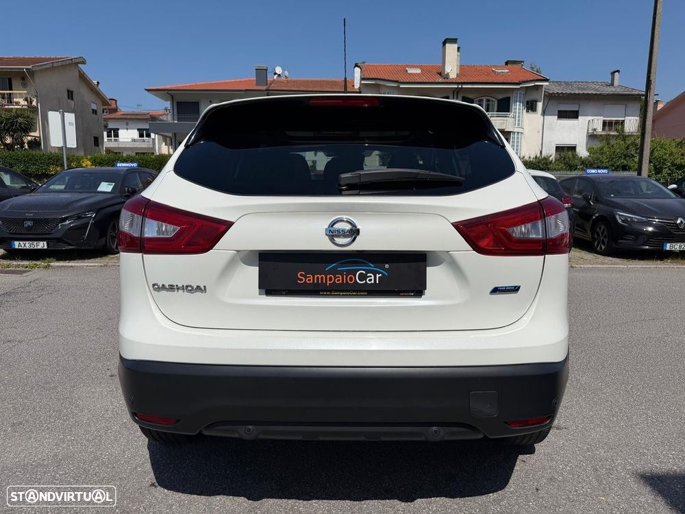 Nissan Qashqai 1.5 dCi N-Connecta 18 - 13