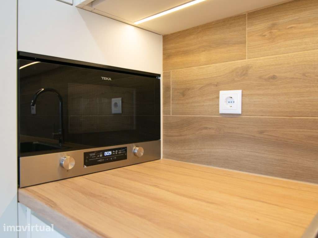 Imóvel Totalmente Remodelado e Equipado - Grande imagem: 4/21