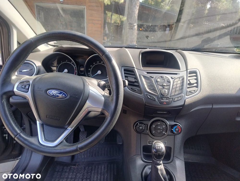 Ford Fiesta 1.0 EcoBoost STart-Stop Titanium - 11