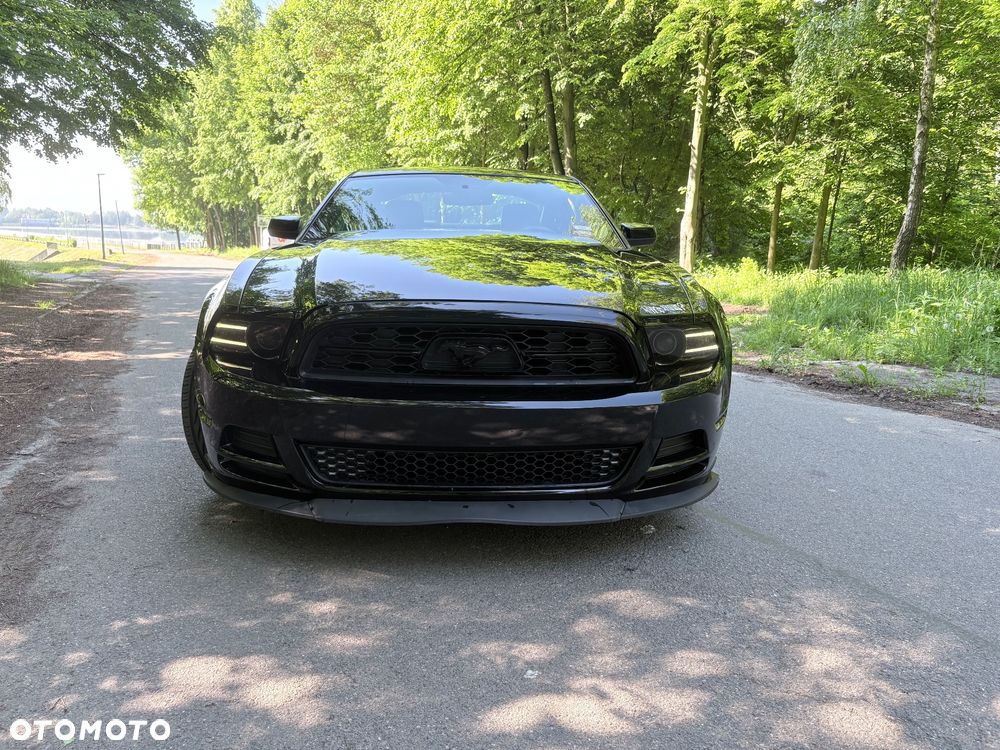Ford Mustang 3.7 V6 Premium - 2