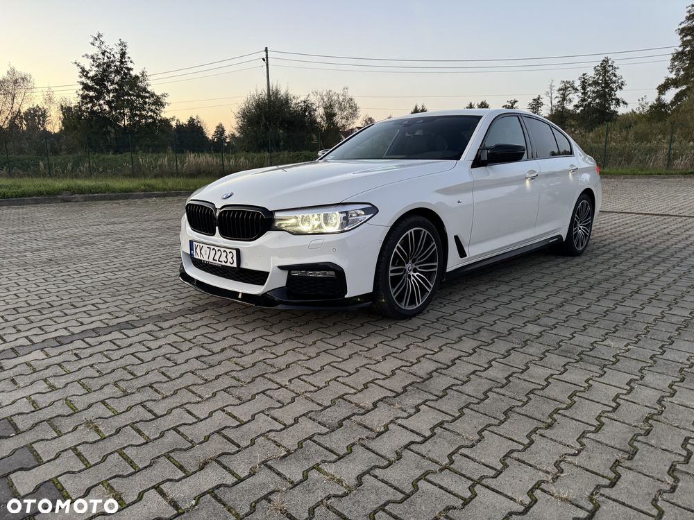 BMW Seria 5 530i xDrive - 9