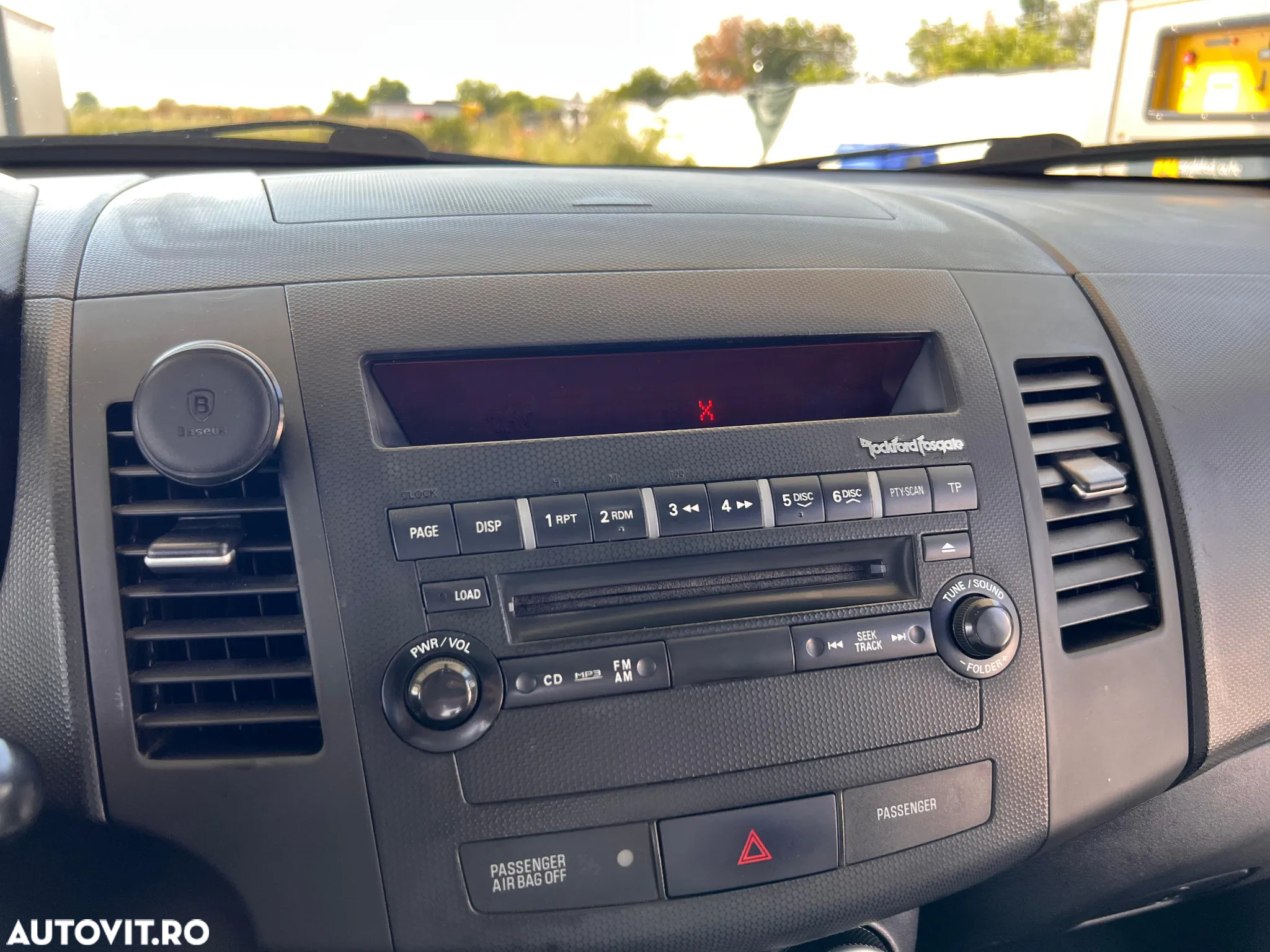Mitsubishi Outlander 2.0 DI-D Instyle+ - 12