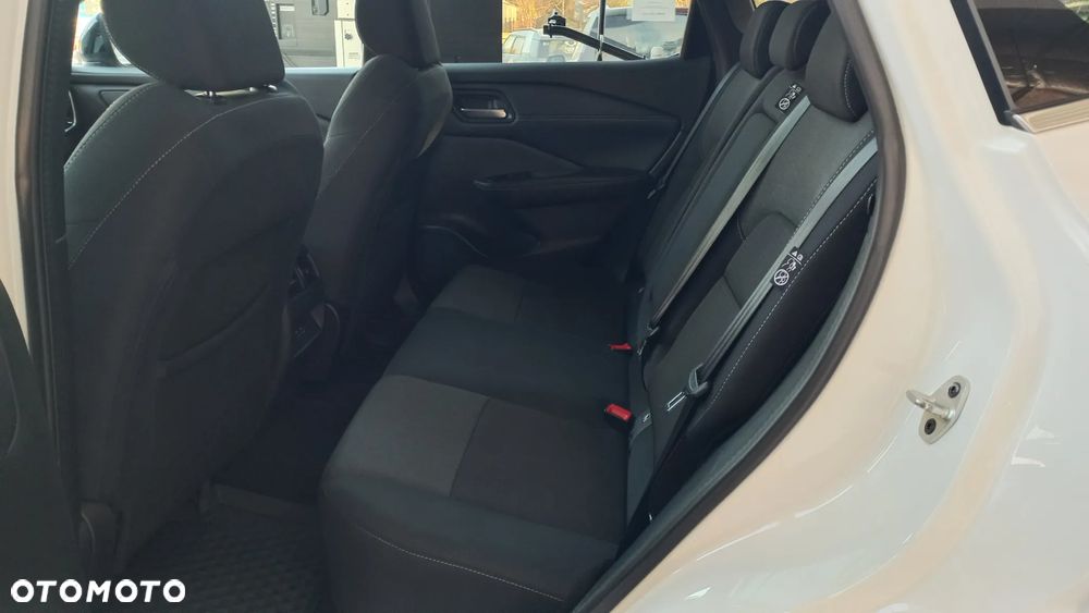 Nissan Qashqai 1.3 DIG-T N-Connecta EU6d - 20